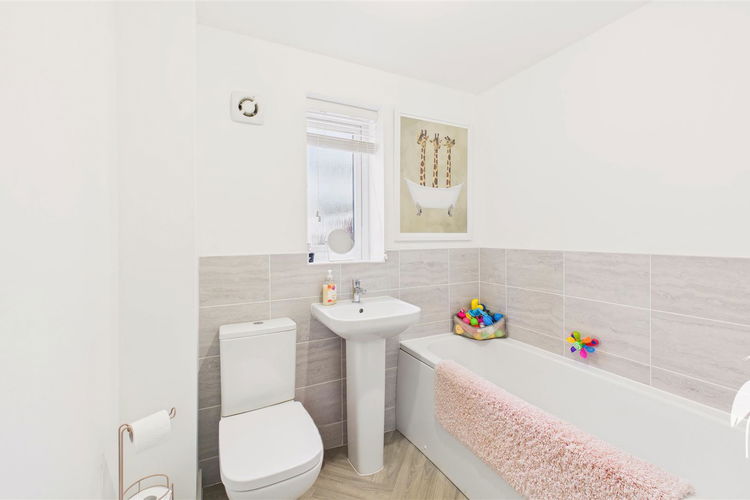 Bathroom - Picture 19 of 23