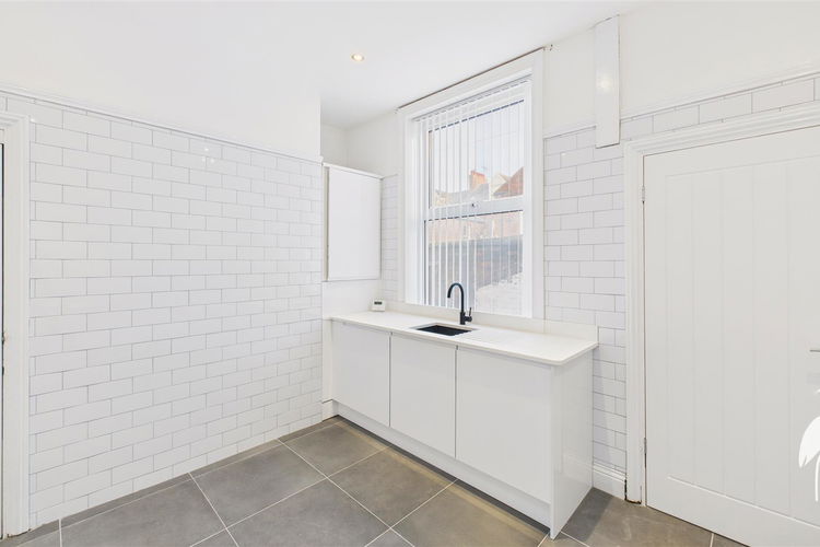 Kitchen - Picture 8 of 28