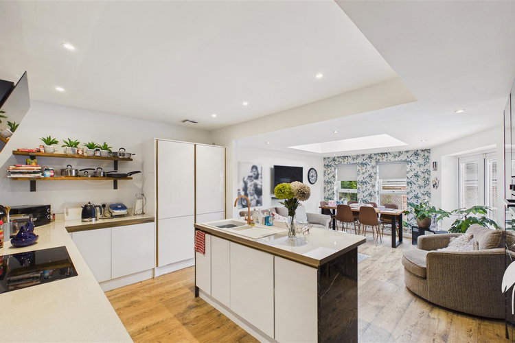 Open Plan Kitchen And Living Area - Picture 10 of 36