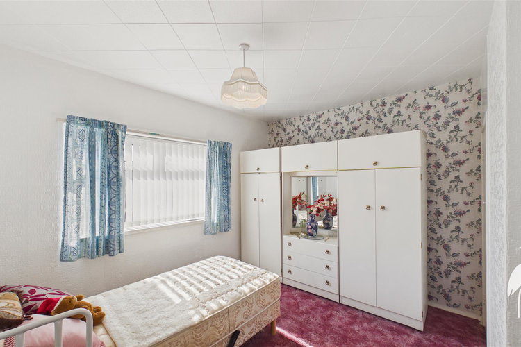 Bedroom 2 - Picture 15 of 21