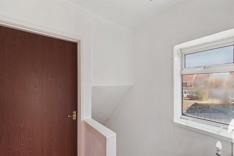 First Floor Landing - Picture 17 of 21