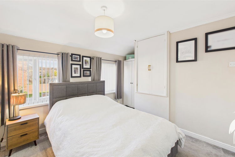 Bedroom 1 (front) - Picture 11 of 21