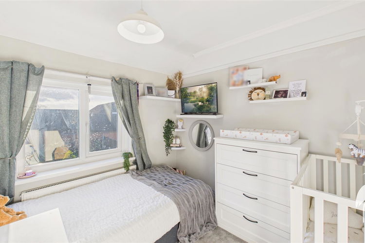 Bedroom 2 (rear) - Picture 13 of 21