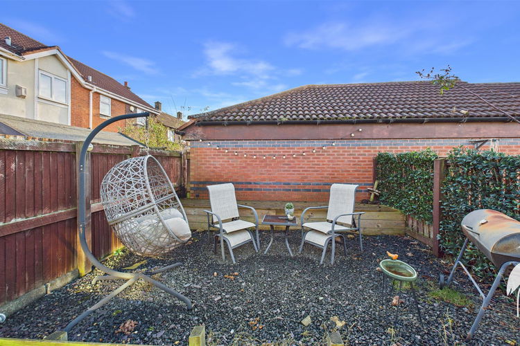 Outside - Picture 19 of 21