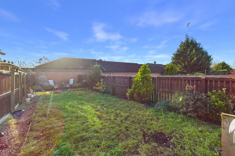 Outside - Picture 20 of 21