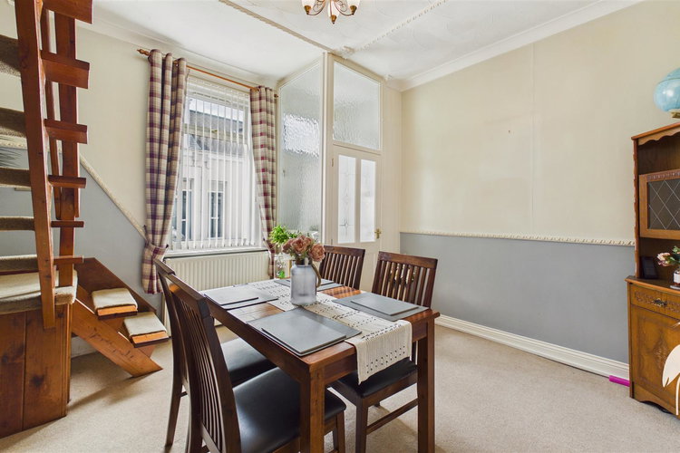 Dining Area - Picture 6 of 19