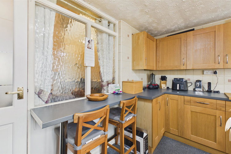 Kitchen - Picture 10 of 19