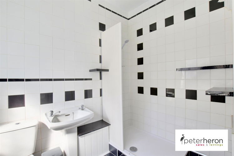 Shower Room/WC - Picture 12 of 28