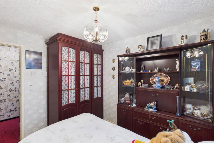 Bedroom 2 - Picture 12 of 16