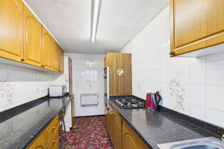 Kitchen - Picture 6 of 16