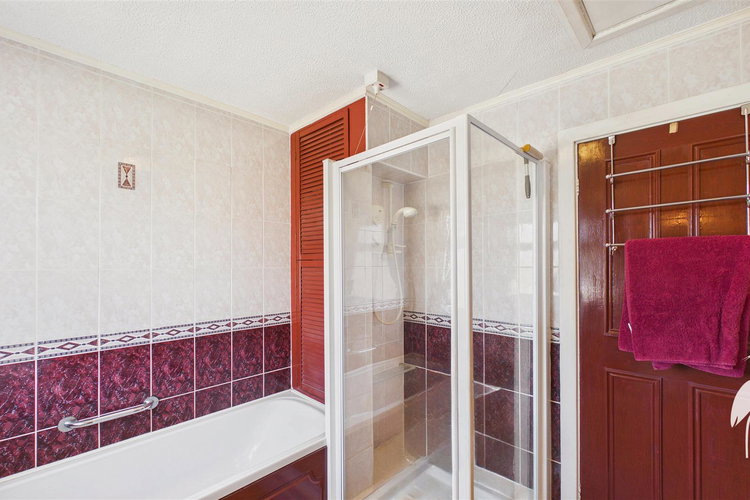 Bathroom - Picture 20 of 24