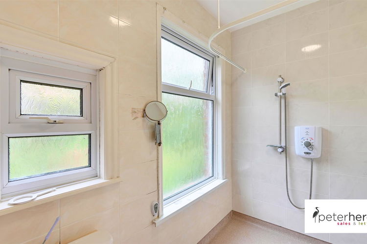Wet Room - Picture 14 of 18