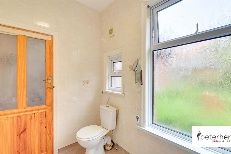 Wet Room - Picture 16 of 18