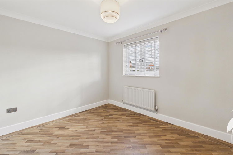 Bedroom 1 - Picture 8 of 13