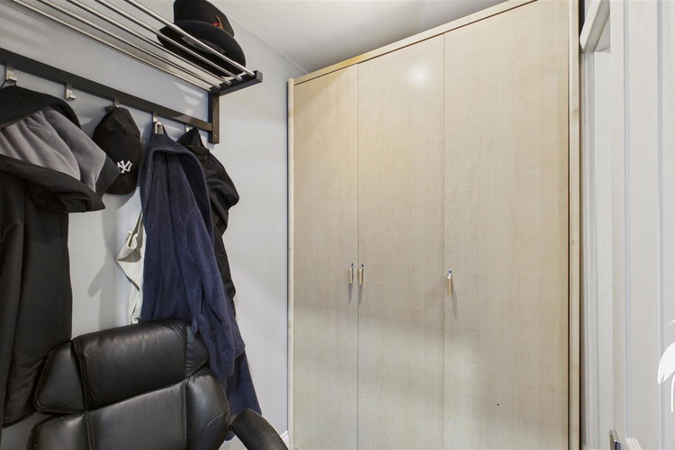 Dressing Area - Picture 46 of 67