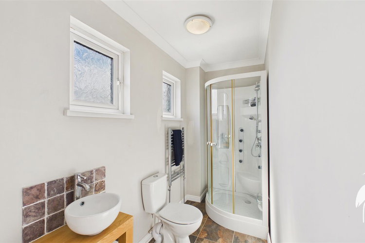En-Suite Shower Room - Picture 52 of 67