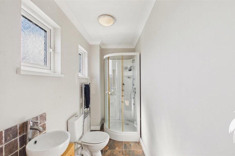 En-Suite Shower Room - Picture 53 of 67