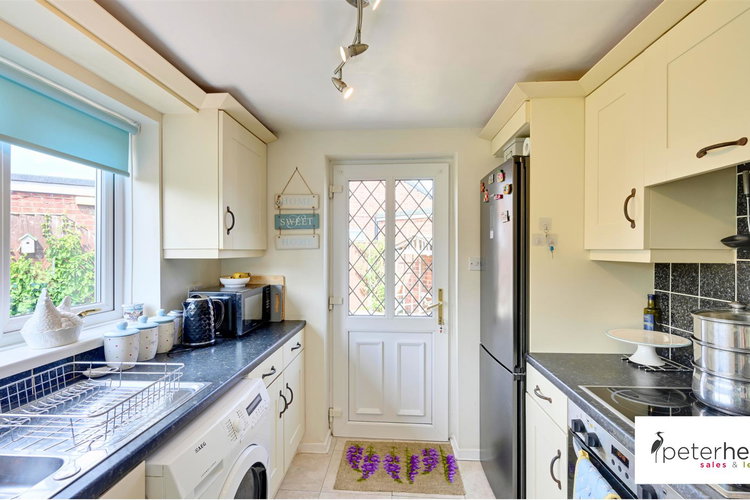 Kitchen - Picture 8 of 21