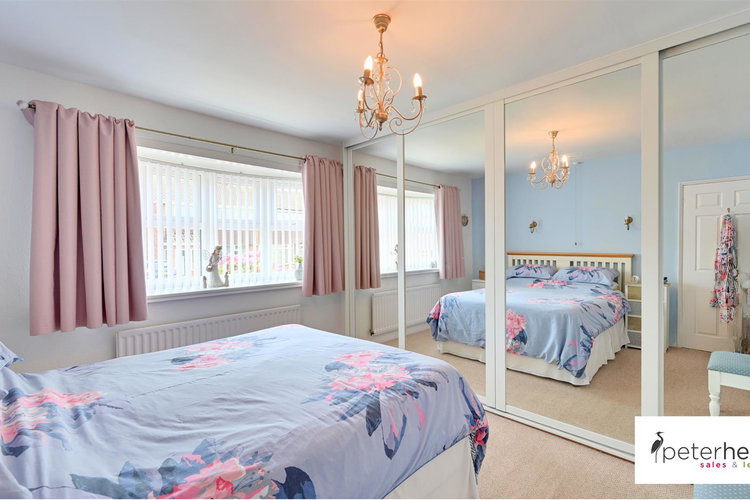 Bedroom 1 - Picture 12 of 21