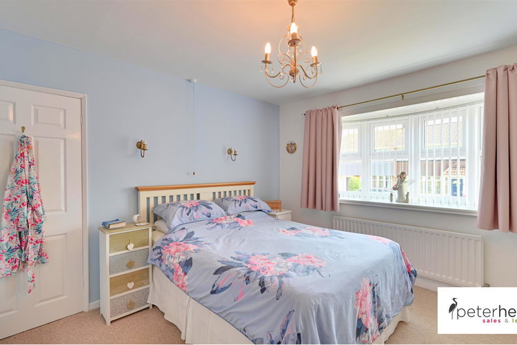 Bedroom 1 - Picture 13 of 21