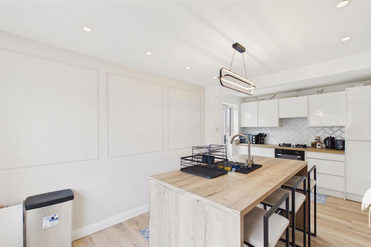 Dining Kitchen - Picture 7 of 17