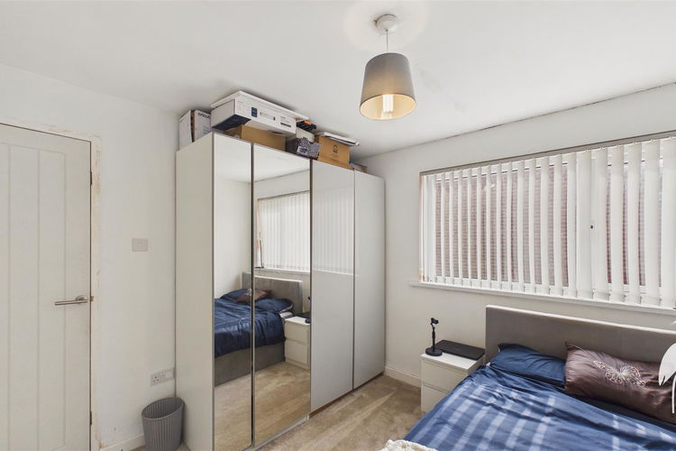 Bedroom 2 - Picture 11 of 17