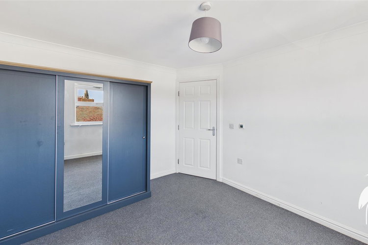 Bedroom 1 - Picture 7 of 10