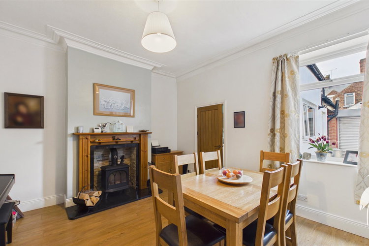 Dining Room - Picture 5 of 22
