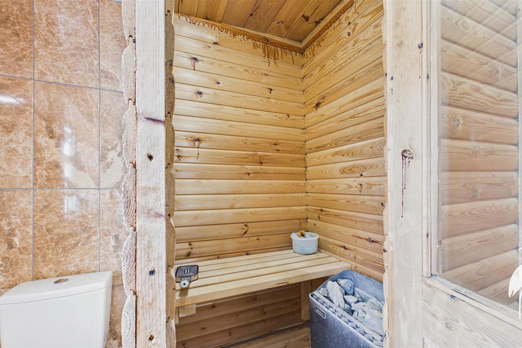 Shower Room - Picture 29 of 39