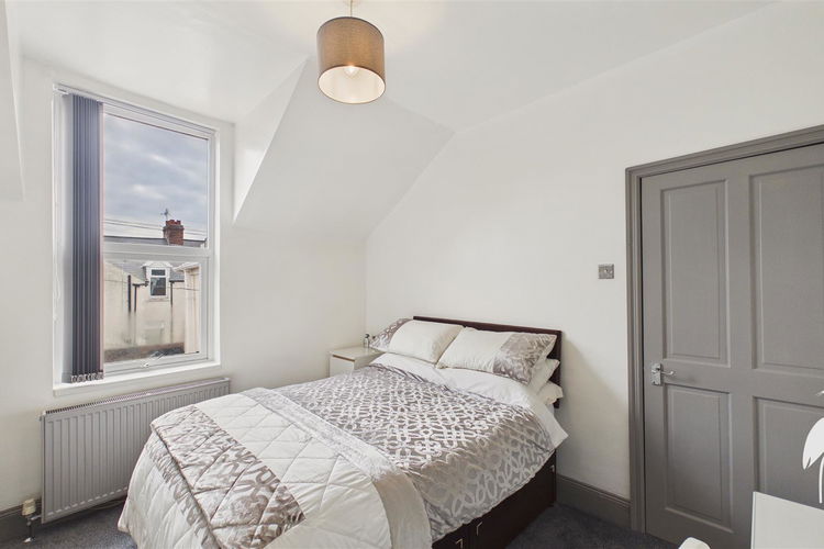 Bedroom 1 - Picture 20 of 25