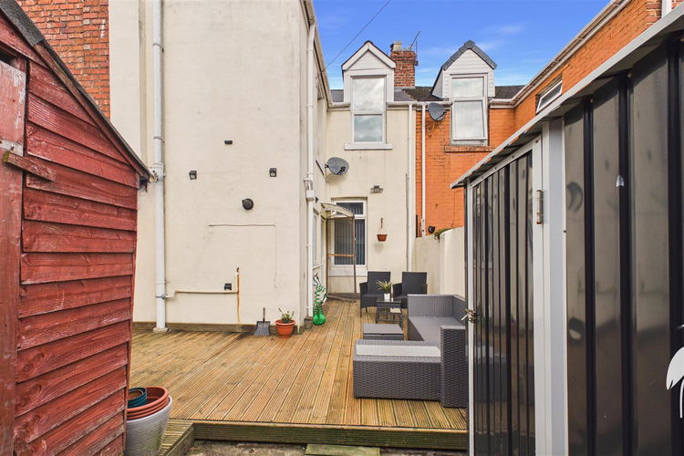 Outside - Picture 24 of 25