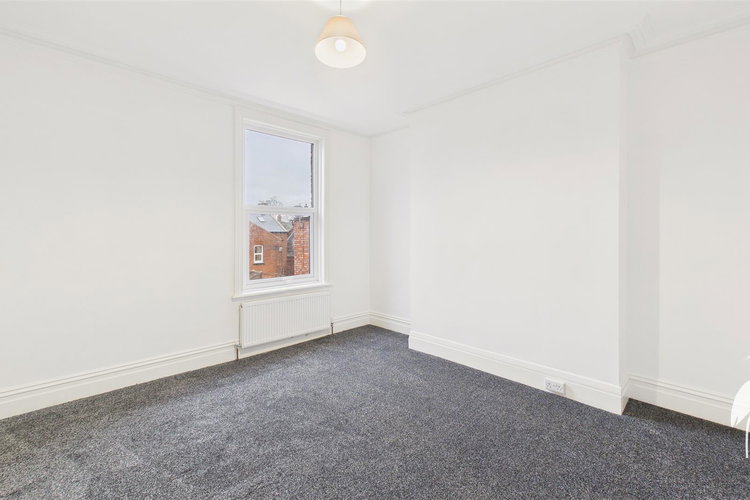 Bedroom 2 - Picture 17 of 27