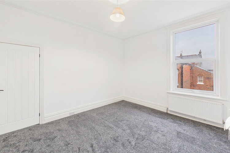 Bedroom 2 - Picture 18 of 27