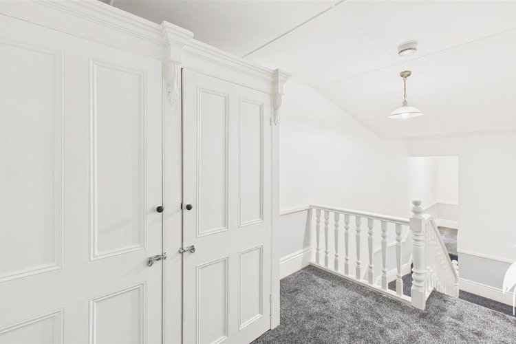 First Floor Landing - Picture 21 of 27