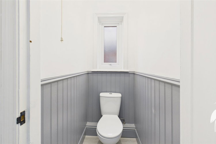 Separate WC - Picture 25 of 27