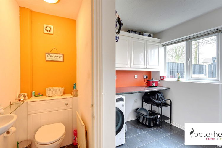 Cloakroom/WC - Picture 8 of 20