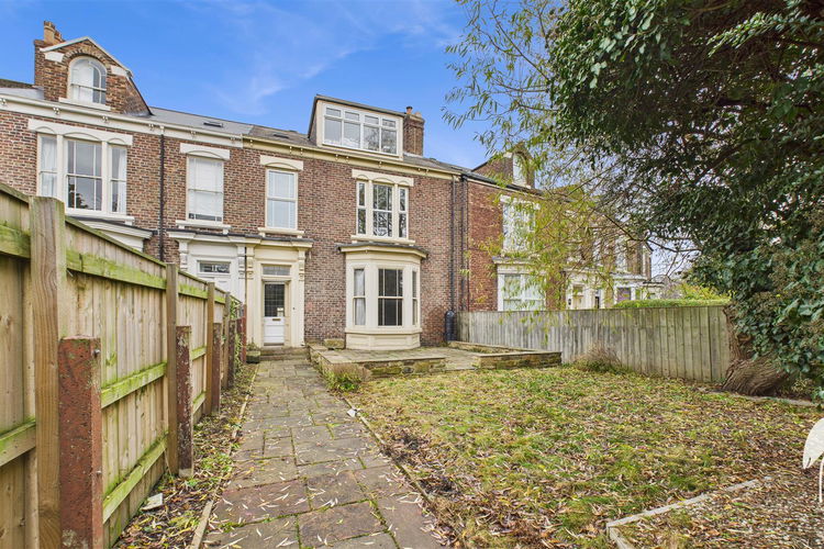 Outside - Picture 25 of 26