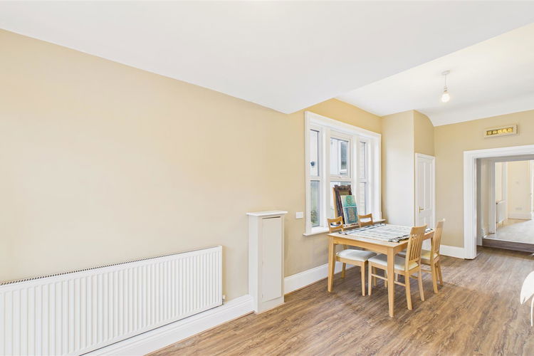 Kitchen - Picture 6 of 26