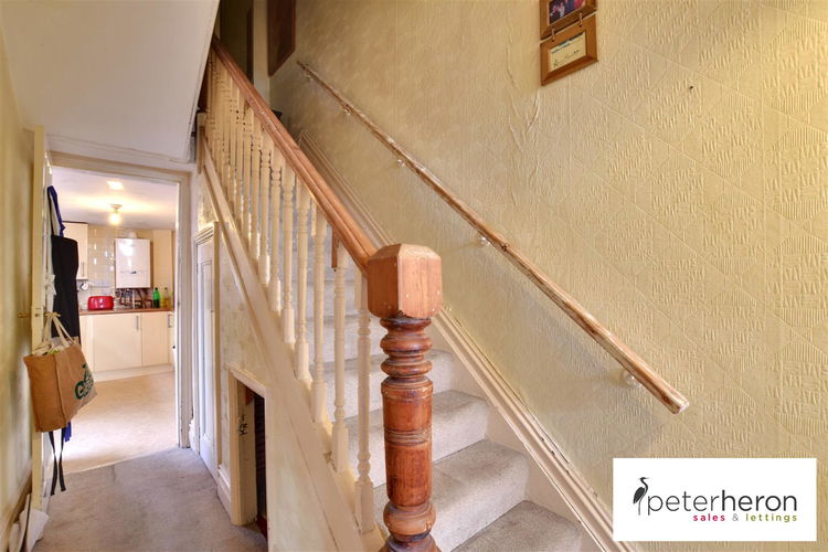 Entrance Hall - Picture 9 of 15