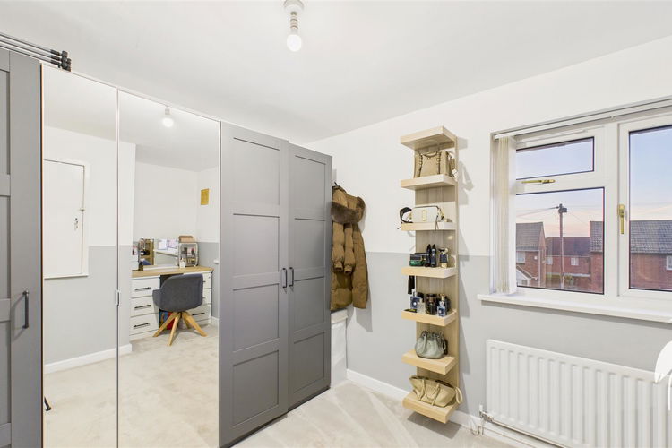 Bedroom 2 - Picture 13 of 21