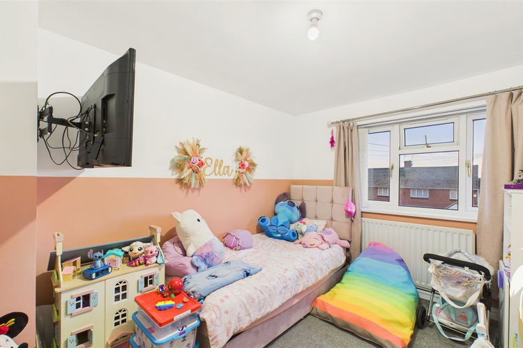 Bedroom 3 - Picture 15 of 21