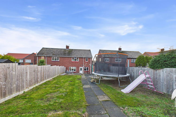 Outside - Picture 19 of 21