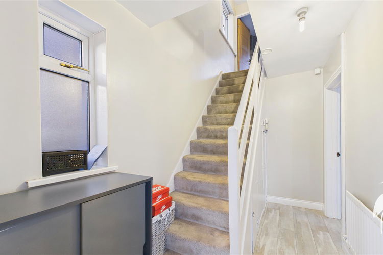 Hallway - Picture 8 of 21