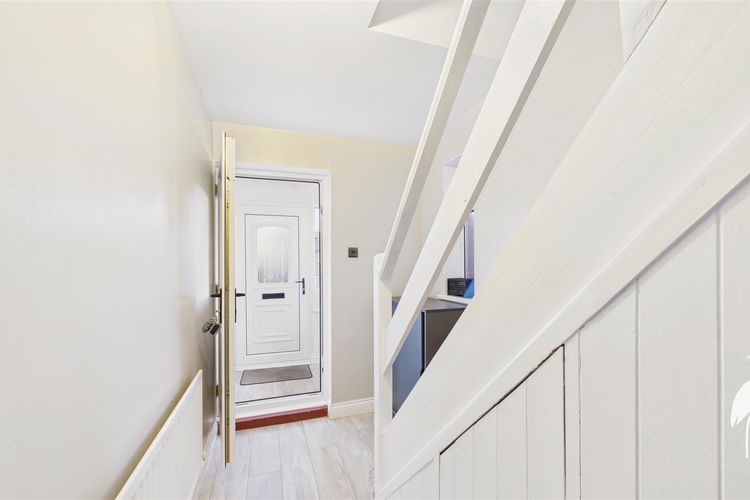 Hallway - Picture 9 of 21