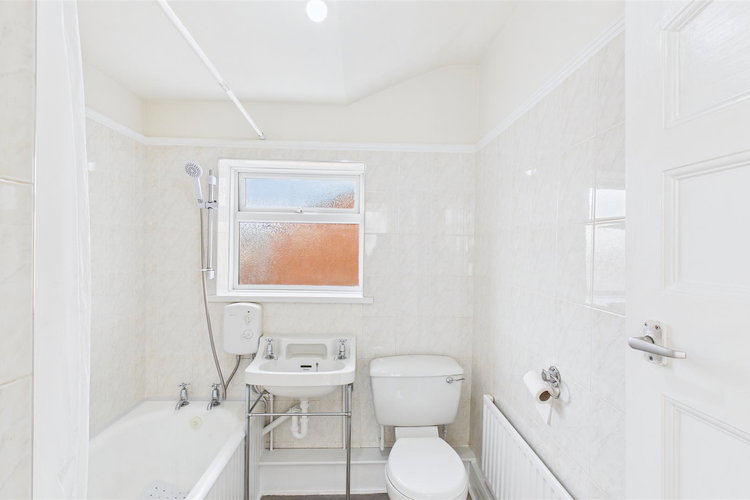 Bathroom - Picture 12 of 20