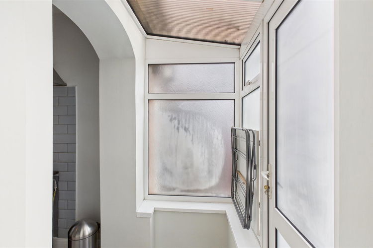 Rear Hall - Picture 9 of 15