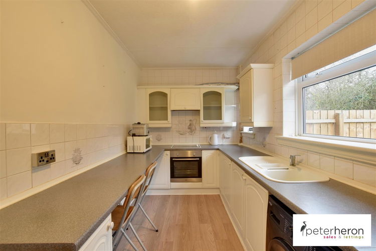 Perth Road, Sunderland, Tyne & Wear, SR3 1TE £575 from Peter Heron