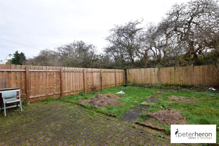 Perth Road, Sunderland, Tyne & Wear, SR3 1TE £575 from Peter Heron