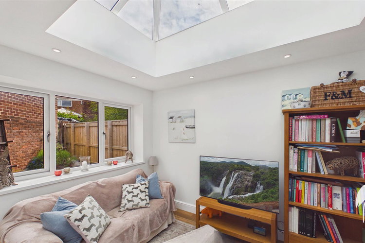 Conservatory - Picture 10 of 23