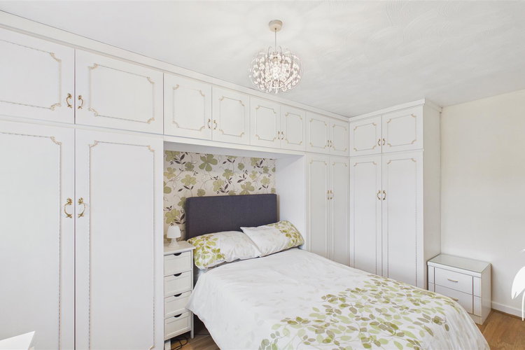 Bedroom 1 - Picture 12 of 21